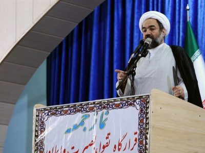 باید با تفرقه افکنی در میان امت اسلامی مقابله کنیم