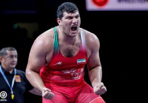 علی اکبر یوسفی با کسب مدال طلای کشتی جهان تاریخ ساز شد