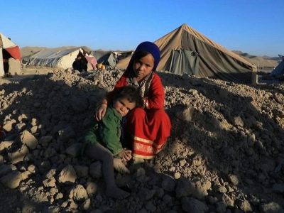 دخترفروشی برای نجات از گرسنگی در افغانستان؛ خانوادهها: «چارهای نداریم»