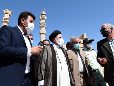بناهای تاریخی نظیر تخت جمشید نشان از هنر والای ایرانیان دارد