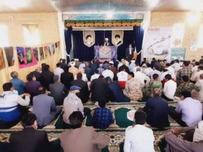 انتقاد امام جمعه نیمروز از عدم اجرای مصوبات مرز و طرح کولبری تا تعبیر وضعیت سیستان به فلسطین و دوران دفاع مقدس