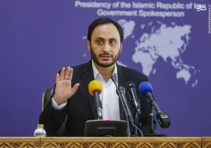 کاهش ساعت کاری ادارات در ماه رمضان | یک ساعت از پایان ساعت کاری کسر خواهد شد