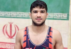 کشتی گیر سیستان و بلوچستان مدال طلای مسابقات بین المللی بلغارستان را به دست آورد