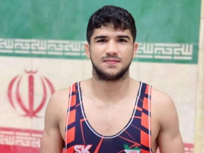 کشتی گیر سیستان و بلوچستان مدال طلای مسابقات بین المللی بلغارستان را به دست آورد