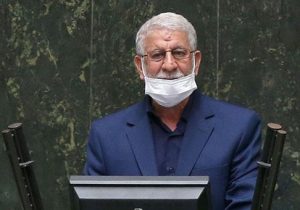 وزیر کشور چرت و پرت می گوید/ در زمینه عملیاتی شدن انتقال آب از دریای عمان عوام فریبی می کنند/ نمایندگان مردم را مسخره می کنند و دروغ می گویند/ تنها نماینده تاریخ سیستان و بلوچستان هستم که توانستم در مملکت قانون تصویب کنم