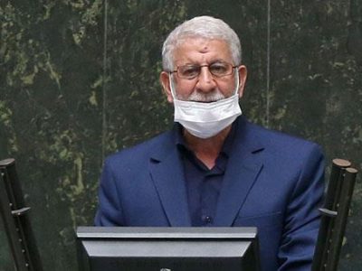 وزیر کشور چرت و پرت می گوید/ در زمینه عملیاتی شدن انتقال آب از دریای عمان عوام فریبی می کنند/ نمایندگان مردم را مسخره می کنند و دروغ می گویند/ تنها نماینده تاریخ سیستان و بلوچستان هستم که توانستم در مملکت قانون تصویب کنم