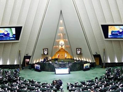 طرح حذف موضوع نرخ باروری در استان ها برای ارائه تسهیلات در قانون جوانی جمعیت به صورت عادی بررسی می شود