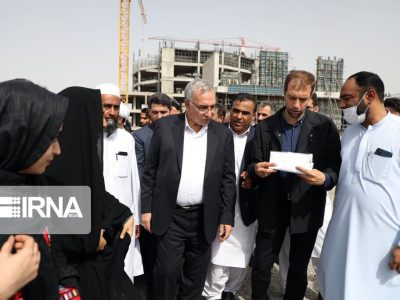 عیناللهی: تکمیل طرحهای نیمه تمام در اولویت وزارت بهداشت است