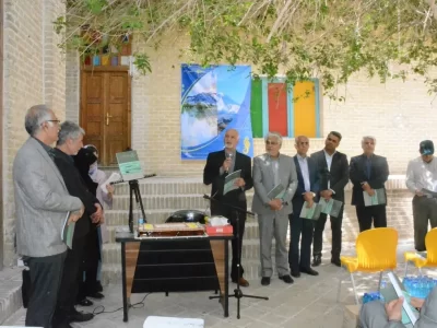 از نخستین شماره نشریه زال رونمایی شد