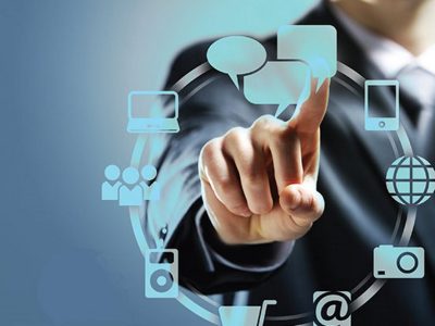 راه توسعه استان از پاسخگو کردن سازمان ها می گذرد/ اگر مقامات ارشد استان به پاسخگویی به مردم و رسانه ها اعتقاد دارند، مدیران خود را پاسخگو کنند