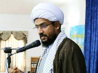 محیط زیست و منابع طبیعی در بحران گرد و غبار سیستان چه نقشی دارند؟/چرا محیط زیست اجازه می‌دهد هرکسی به ذهنش ایده ای خطور کرد، فورا در تالاب اجراء کند؟/ هفته گذشته مردم سیستان درون خانه با ماسک هم نمی‌توانستند نفس بکشند/ستاد ملی مقابله با ریزگردها در سیستان مستقر شود/ سخنگوی صنعت آب کشور برای این‌که سوء مدیریت آن‌ها برملا نشود، آمار اشتباه می‌دهد/ نمایندگان آنقدر که به فکر عزل معاون سیاسی وزیر کشور هستند به فکر حل بحران سیستان باشند