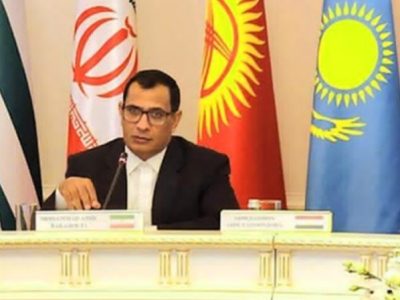از هر امکانی برای جهانی کردن مسئله حقابه هیرمند بهره بریم؛ جهان از آنچه در سیستان می گذرد، بی اطلاع است