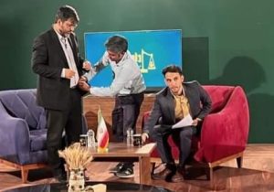 نماینده جوان سیستان، نقد را تاب نیاورد و استودیو را ترک کرد! سپس از موقعیت نمایندگی بهره برد و جلوی پخش برنامه را گرفت