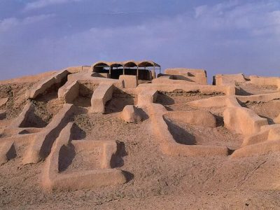 استاندار کرسی میراث فرهنگی سیستان و بلوچستان را به چه کسی می سپارد؟