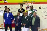 قهرمان مسابقات بین المللی تکواندو، مدالش را به شهدای مرزبان اهدا کرد