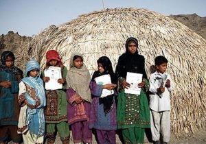 ترک تحصیل ۳۰ درصد دانش آموزان سیستان و بلوچستان به دلیل هزینه میلیونی سرویس مدارس/ ترک تحصیل ۴۰۰۰ دانش آموز فقط در یک منطقه