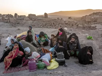 طالبان مانع از امدادرسانی به زلزله‌زدگان زن توسط امدادگران شدند