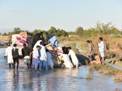 سیل و ویرانی در سیستان و بلوچستان؛ آبادانی در کشورهای همسایه