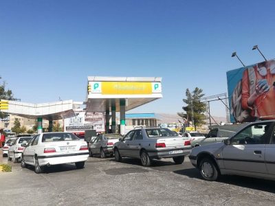 عرضه بنزین در زاهدان به صورت آفلاین انجام میشود/ مردم نگران نباشند