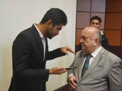 ما یک زبان داریم و دیپلماسی عمومی و اقتصادی می تواند به این امر کمک کند