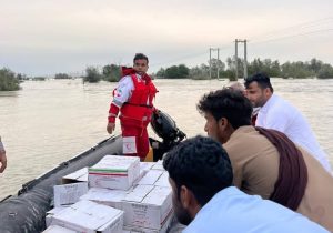 نیروهای هلال احمر پنج استان کشور برای پشتیبانی در سیلاب سیستان و بلوچستان بسیج شدند