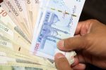 ۶۰۰ هزار تومان عواید طرح کولبری برای ۲ هزار و ۴۰۰ خانوار هیرمندی واریز شد