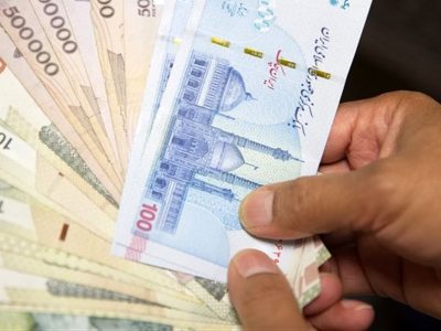 ۶۰۰ هزار تومان عواید طرح کولبری برای ۲ هزار و ۴۰۰ خانوار هیرمندی واریز شد