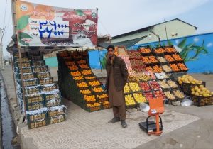 توزیع میوه شب عید در سراسر سیستان و بلوچستان آغاز شد
