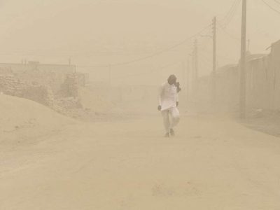 کانون‌های بحرانی تالاب هامون باید مرطوب سازی شود/ ترک فعل متولیان گرد و غبار در کمیسیون های تخصصی بررسی می‌شود/ استاندار برای دستگاه های متولی گرد و غبار تنخواه تخصیص دهد