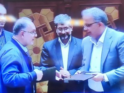 تفاهم نامه ۳۹ طرح در نشست فعالان اقتصادی با رئیس جمهور به امضا رسید