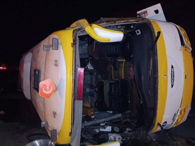 واژگونی اتوبوس در جاده زاهدان به زابل ۲۸ نفر مصدوم بر جای گذاشت