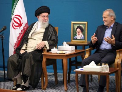 روایت رئیس جمهور از جلسه امروز خود با رهبری: بحث تورم، ارزش پول ملی و معیشت مردم، مهم‌ترین دغدغه‌های نشست بود