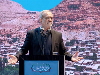 رئیس جمهور: باید با کمک هم مکرانی بسازیم که بهترین و والاترین باشد