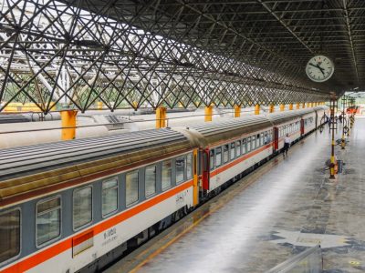 پیش فروش بلیت‌ قطارهای مسافری از فردا آغاز می‌شود 