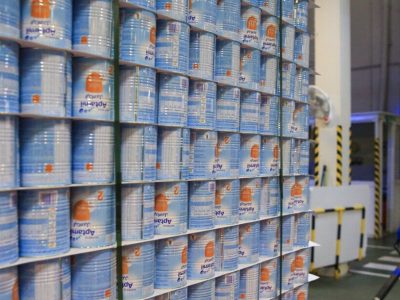 محموله‌های شیر خشک اطفال از هفته آینده در سیستان و بلوچستان توزیع می‌شود 