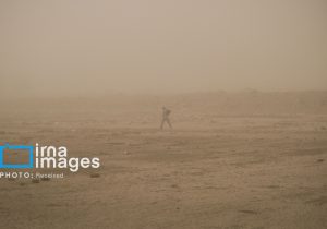 هشدار نارنجی هواشناسی برای طوفان گرد و خاک در منطقه سیستان