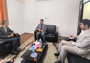 حل چالش شن‌های روان راه آهن زاهدان به بم ضرورت دارد/ فرآورده‌های نفتی و تولیدات کارخانه سیمان خاش توسط ریل حمل شود