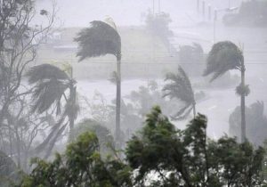 دوگانه باران و ریزگرد در سیستان و بلوچستان؛ از طغیان رودخانه‌ها تا آلودگی هوا