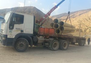 آتش سوزی عمدی لوله خط انتقال آب به دشتیاری توسط افراد ناشناس