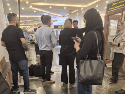 مدیرکل فرودگاههای سیستان و بلوچستان: مسافران بابت تاخیر مقصر هستند+فیلم