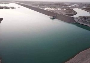 انتقاد امام جمعه نیمروز بابت باور روایتهای کذب طالبان توسط مسئولان استانی و کشوری در خصوص حقابه هیرمند