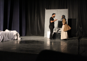 موسسه‌های هنری بلای جان انجمن نمایش شدند