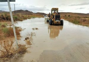 مسدود شدن ۳ جاده در جنوب سیستان و بلوچستان بر اثر سیلاب