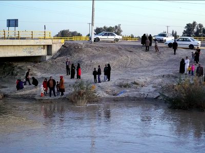 استاندار سیستان و بلوچستان دستور بازگشایی مسیر رودخانه سیستان را داد؛ مسئولان شهرستان ممانعت کردند!