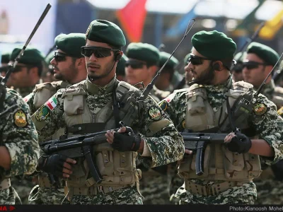بررسی پیشنهاد مولوی عبدالحمید مبنی بر مسلح کردن مردم