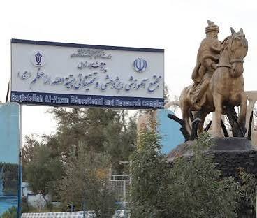 تراکتورهایی که در پژوهشگاه زابل، به آهن بدل شدند | پرسشهایی بر سر راهِ پاسخهای غایب تراکتورهایی که در پژوهشگاه زابل، به آهن بدل شدند | پرسشهایی بر سر راهِ پاسخهای غایب
